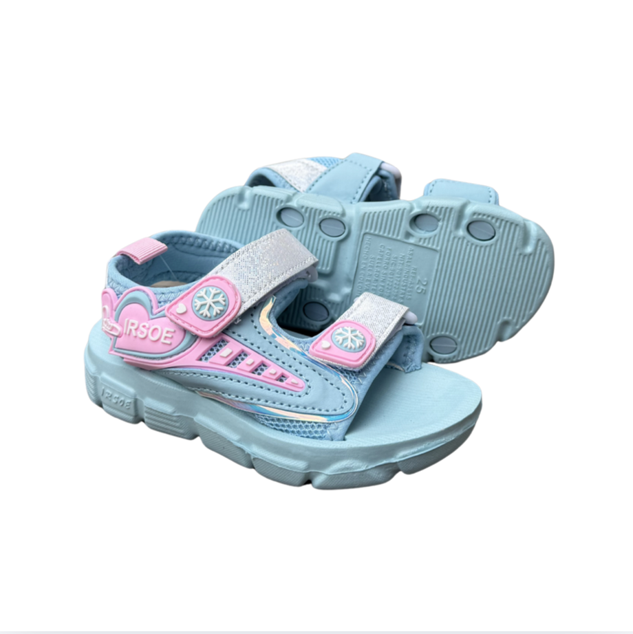 Pair of green Irso Ice sandals for girls, with a heart, a snowflake and a glittery hook-and-loop strap, one shown from the side and one showing the sole